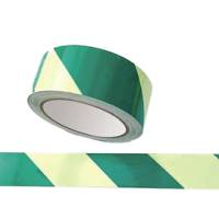 Nastro fotoluminescente adesivo - 4 cm x 10 mt - giallo-strisce verdi - Cartelli Segnalatori - L9422 - DMwebShop