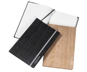 Taccuino Wood copertina morbido con elastico 13,5 x 21,5 cm colori assortiti conf. 12 pezzi - 36WT1321 - 8004428062710 - DMwebShop