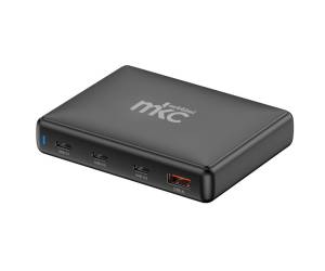 Caricatore USB 140W 3 USB C 1 USB A nero Melchioni - 3492