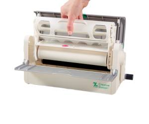 Plastificatrice a freddo Nuova Stazione Creativa multifunzione - Xyron - 624663 - 4049793045993 - DMwebShop - 4