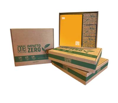Maxiquaderno One Color Impatto Zero - A4 - punto metallico - 1 rigo - 20 +1 fogli - 80 gr - expo 12 pezzi + 6 scatoline foglietti - Blasetti - 7445 - 8007758374454 - DMwebShop - 2