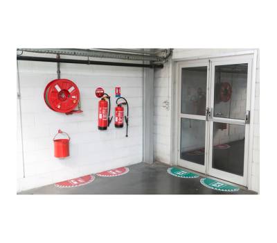 Adesivo segnalatore da terra Take Care - Estintore - 70 x 35 cm - Cep - 7010-18 - 3462159009186 - DMwebShop - 1