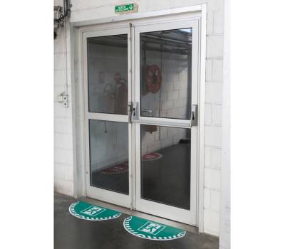 Adesivo segnalatore da terra Take Care - Uscita di emergenza - 70 x 35 cm - Cep - 7010-20 - 3462159009247 - DMwebShop - 1