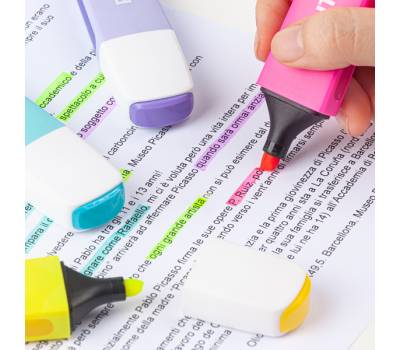 Desk set evidenziatori - punta a scalpello - colori assortiti - conf. 12 pezzi - Pantone - PT 84010410 - 8059484010410 - DMwebShop - 3