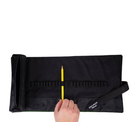 Astuccio arrotolabile Roller - con astuccio zip interno - 24 scomparti - 7,5 x 21,5 cm - tessuto - nero - Koh.i.noor - DJTB-24