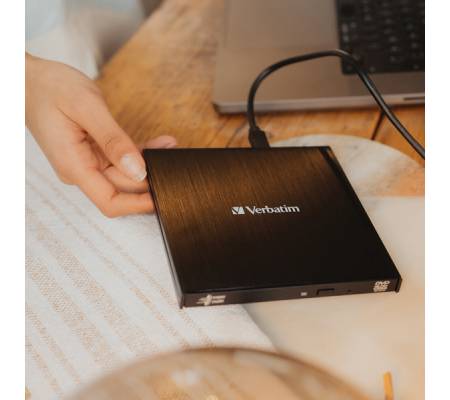Masterizzatore CD-DVD slimline esterno con connessione USB-C - Verbatim - 43886 - 23942438861 - DMwebShop - 1
